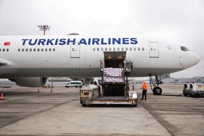 Turkish Cargo, havada köprüleri birleştirmeye devam ediyor