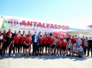 Antalyaspor, Corendon Airlines ile İzmir’e uçtu