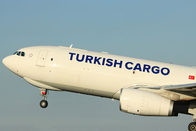 Turkish Cargo’nun uçağı Batman’a acil indi