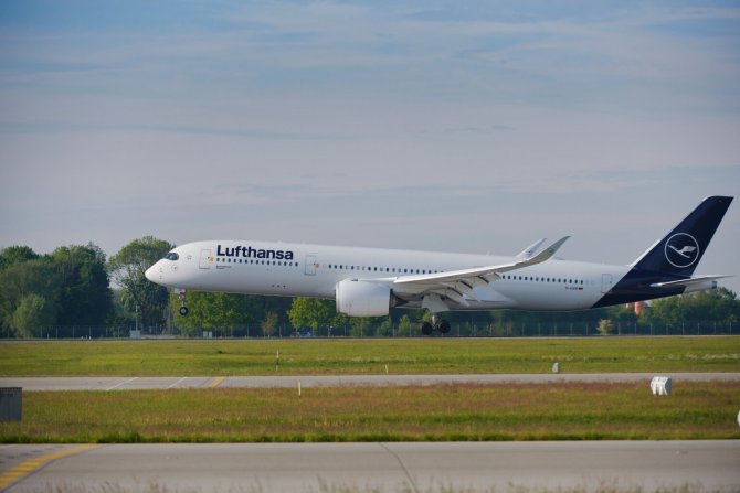 Lufthansa’nın A350 uçağını basınç arızası geri döndürdü