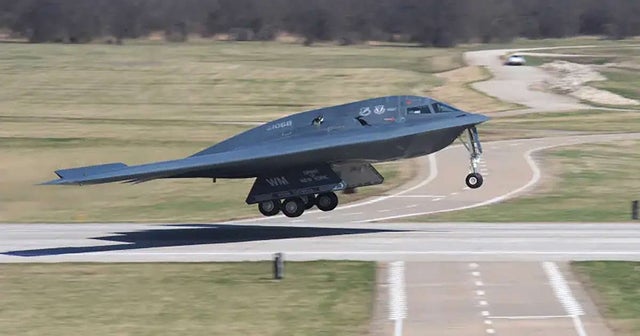 ABD, Missouri’de B-2 acil inişte kırıma uğradı