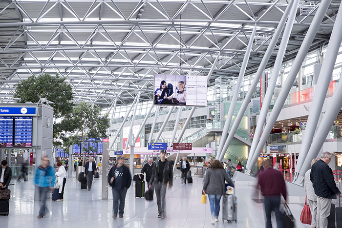 Düsseldorf Havalimanı’nda yolcular üşüyor