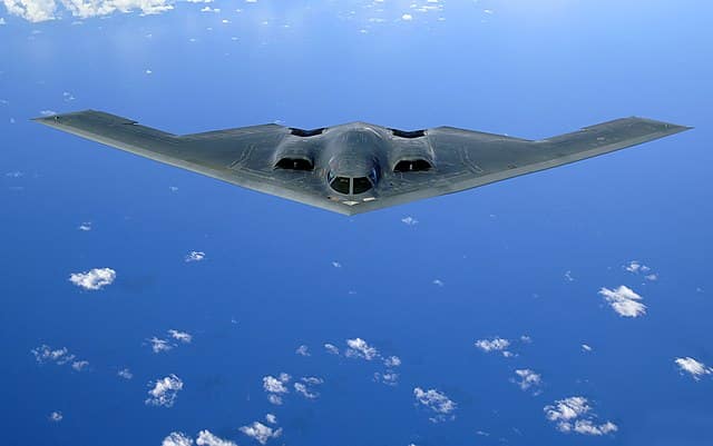 Northrop B-2 Spirit ilk kez Avrupa’ya indi