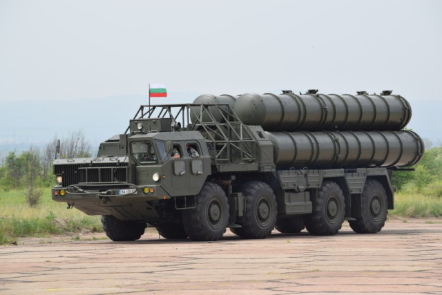 Rusya, Bulgaristan’ı S-300 füzesi için uyardı