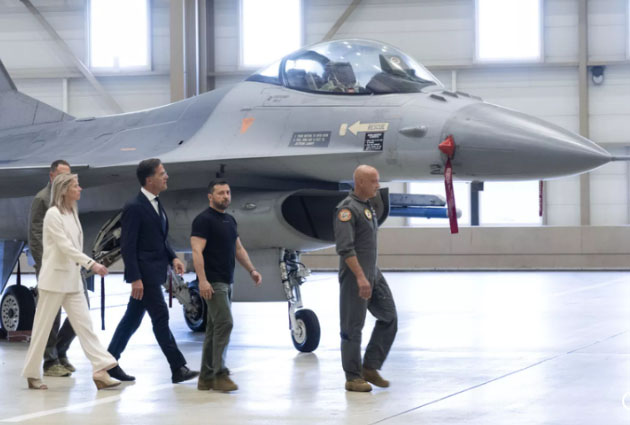 Hollanda’dan Ukrayna’ya 18 adet F-16