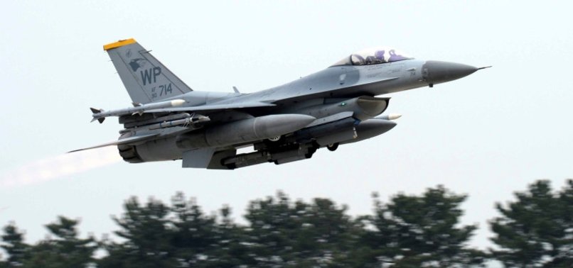 Güney Kore’de ABD’ye ait F-16 düştü