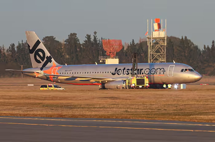 Jetstar Airways’in A320’si inişte pistten çıktı