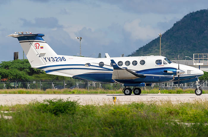 Venezuela’da King Air tipi uçak düştü; 8 kişi hayatını kaybetti