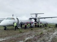 Filipinler’de DHC-8 inişte pistten çıktı