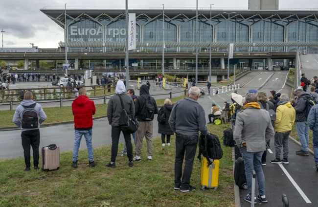 Basel Mulhouse Havalimanı’na bomba ihbarı