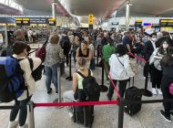 Heathrow Havalimanı 6 ayda 40 milyon yolcuyla rekor kırdı
