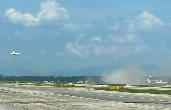 B777 Milano kalkışında kuyruk sürttü