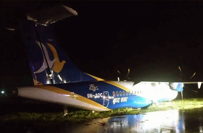 Buddha Air’in ATR 72-500’ü Nepal’de pistten çıktı