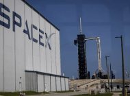 Elon Musk SpaceX genel merkezlerini Teksas’a taşıyor