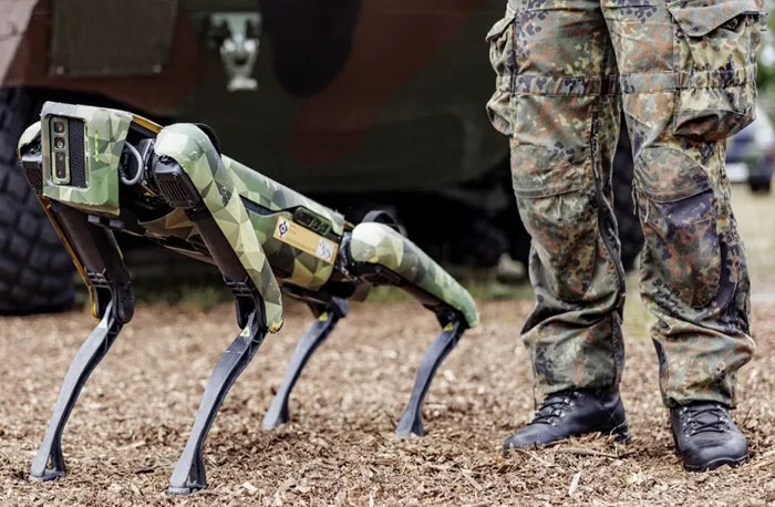 İngiltere Ukrayna’ya robot köpek gönderdi