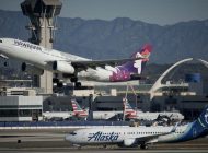 Alaska Airlines ve Hawaiian Airlines birleşiyor