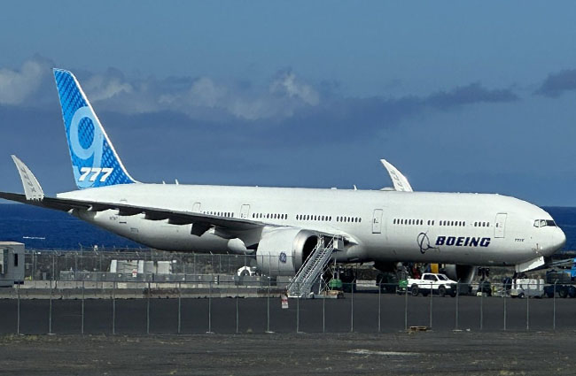 Hawaii’de yerde kalan üçüncü B777-9 incelemeye alındı