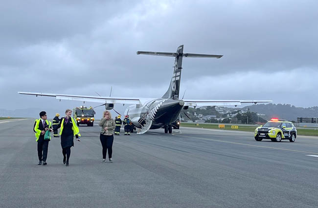 Air New Zealand’ın ATR-72’si pistte kaldı