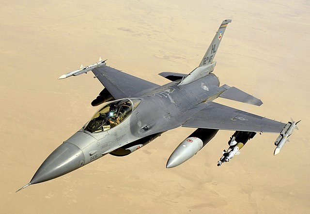 ABD Orta Doğu’ya 16 adet F-16 gönderdi