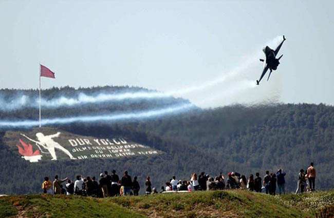 Solo Türk Gelibolu için uçacak