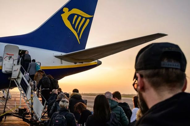 Ryanair yolcuların uçağa az içkili binmesini istiyor