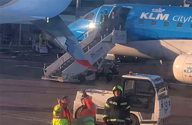 TUI Airways’in B737-800’ü ikram aracına çarptı